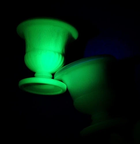 Milk Glass Uranium Vintage Macbeth-Evans Toothpick Urns Rare *UV GLOW* (CB6)