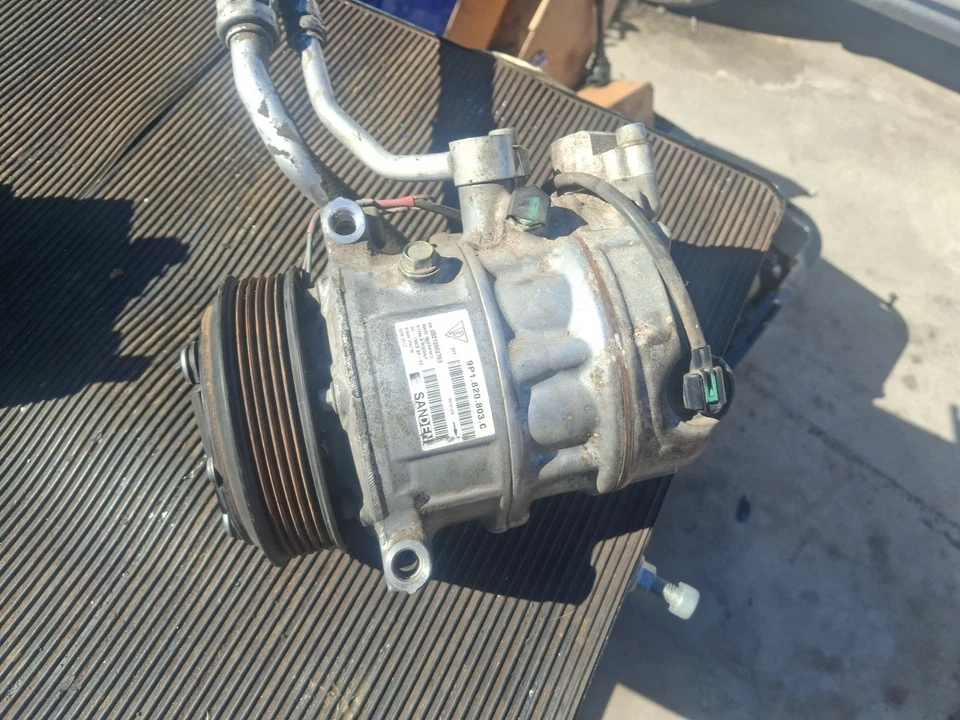 Porsche 911 2017 3,0 L compresor de aire acondicionado OEM número de pieza 9P1820803C Foto 2 de 4