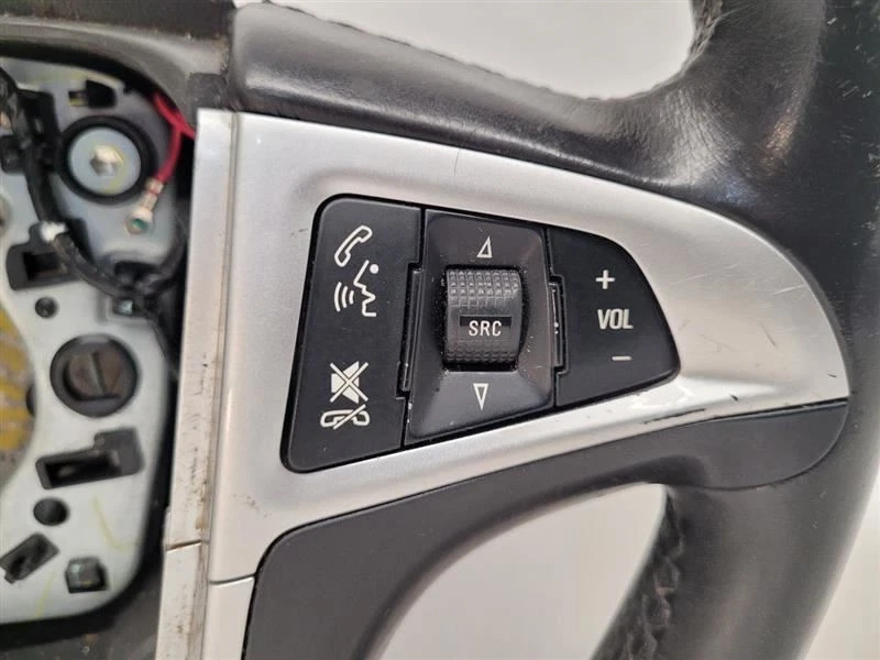 Volante GMC TERRAIN 2012-2017 con controles 23290602     Foto 3 de 4