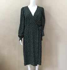 Max Studios Green Surplice Wrap Dress w/ Smock detail Shoulder Wrists Size M New