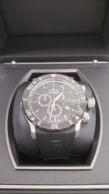Edox 10221-3-NIBU2 Quartz Analog Watch Used