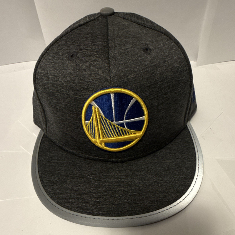 New Era NBA Golden State Warriors 9FIFTY Strapback Reflective Brim Hat Gray