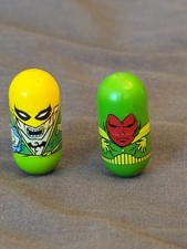Lot of 2 Mighty Beanz Marvel Universe 17 Vision  25 Iron Fist 2010 Loose