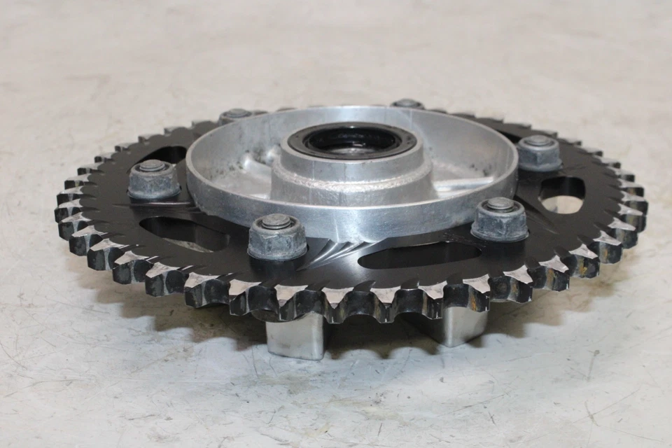 Honda CBR900RR 2000 piñón trasero Vortex Foto 3 de 4