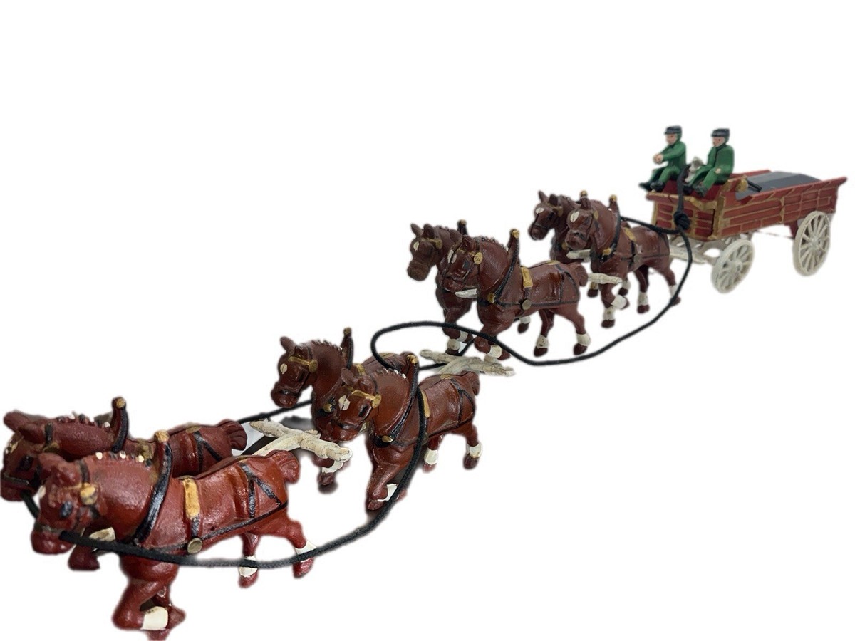 Vintage Cast Iron Budweiser Beer Wagon 8 Clydesdale Horses and