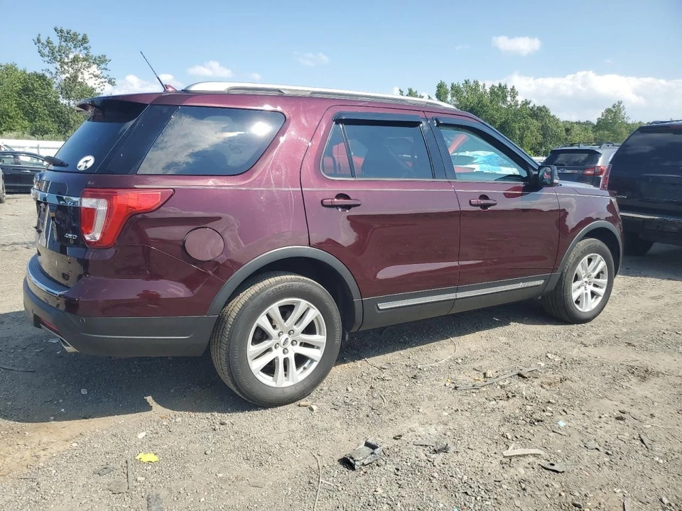 Used Hood fits: 2018 Ford Explorer Grade A Foto 3 de 4