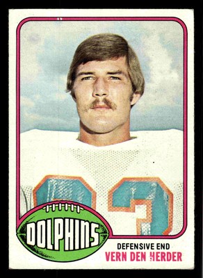 1976 Topps Vern Den Herder #15 - Miami Dolphins
