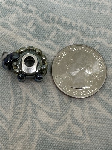 True Beadz Iridescent Green Sheep w/ Iridescent Blue Face, New & SO SHINY! - Picture 13 of 14