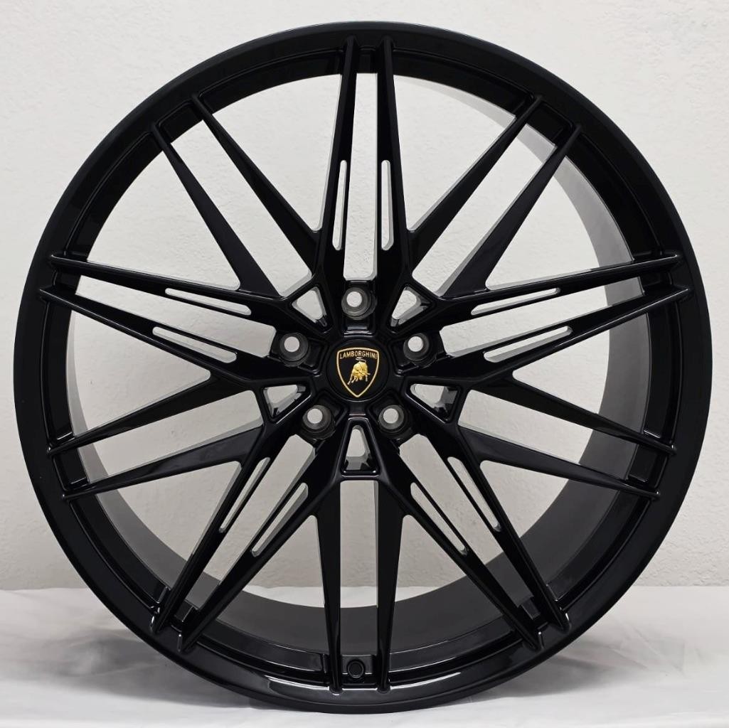 Lamborghini Urus 2022 Wheels Set
