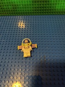 L11 LEGO Mini figure Disney Toy Story BUZZ LIGHTYEAR 7590 7593 7598 7597