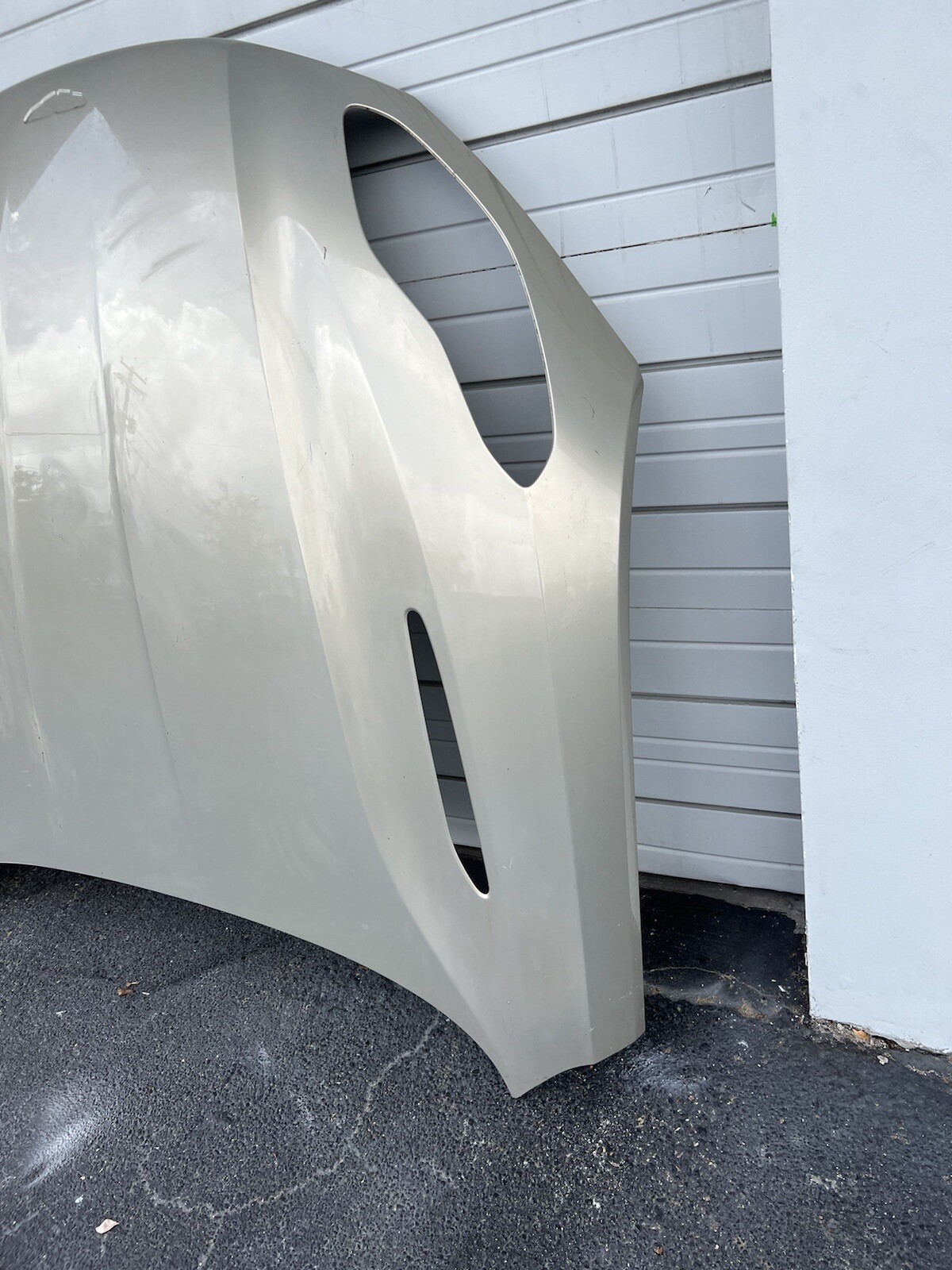 ASTON MARTIN DB11  HOOD  Bonete  2017 2018 2019 2020 2021 OEM Repaird #1038