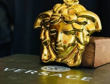 One  Versace  1 pieces   metal    Medusa 2.5  inch Pendant