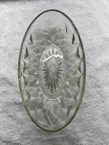 VINTAGE KLEINE OVALE PRESSGLASSCHALE 8,25" Länge