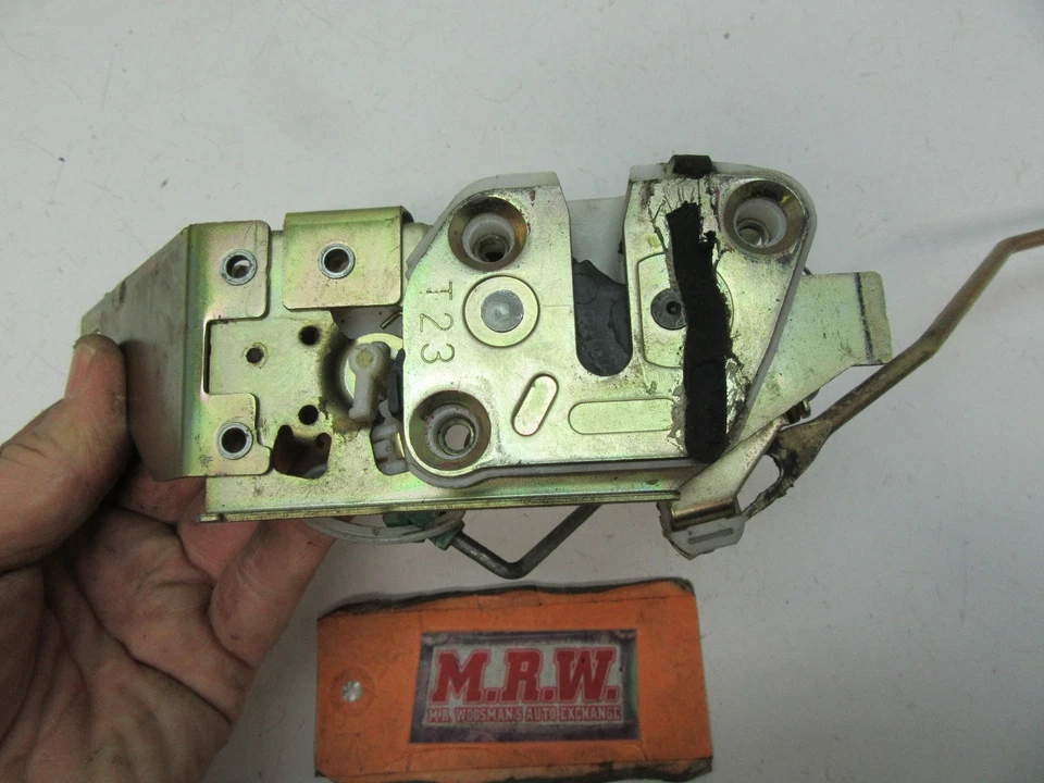 01 02 03 04 05 MAZDA MIATA MX-5 R RF RH TRAVA DE PORTA DIREITA DO LADO DO PASSAGEIRO TRAVA CARRO - Imagem 3 de 4