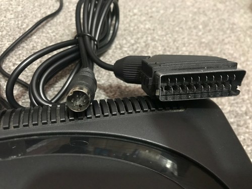 SEGA MEGA DRIVE 2 Console Power Supply + Scart Lead Cable UK Seller - Picture 2 of 3