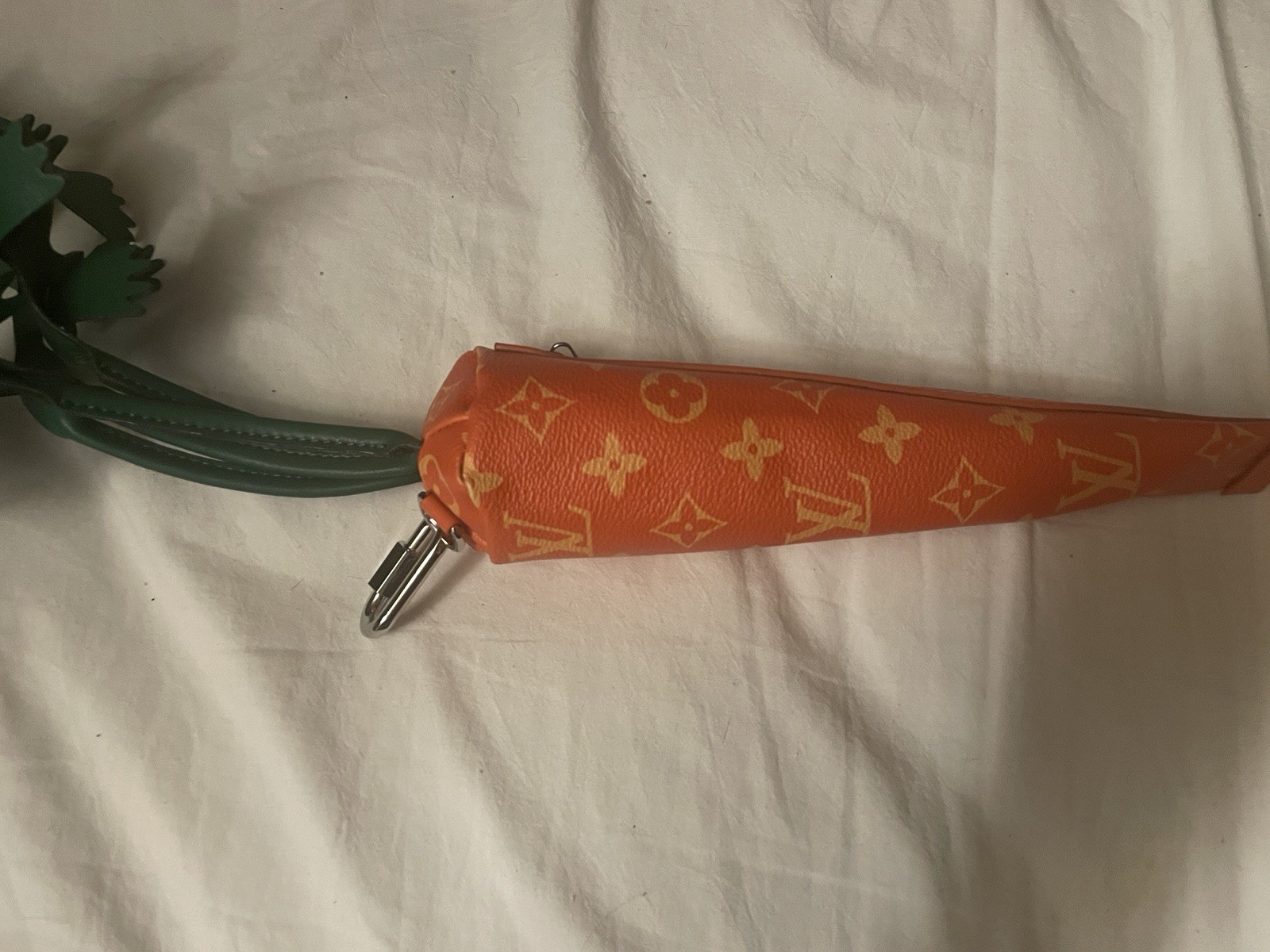 LUXURY POUCH - image 4