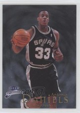 1998-99 Fleer Brilliants Antonio Daniels #79 0b3