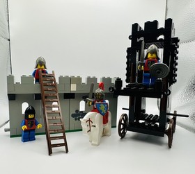 Lego LEGOLAND Siege Tower #6061 Vintage 1984 Incomplete With Box and manuals 