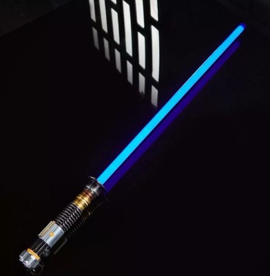 Star Wars Galaxy's Edge Legacy Obi-Wan Kenobi Light Saber & Hilt Blue Disney Set