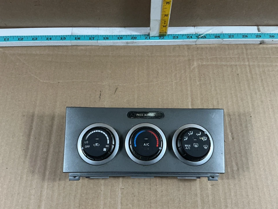 2007-2009 Nissan Sentra AC Heater Temperature Climate Control Unit 27500ET00A - Image 2 of 4