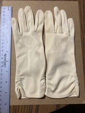 Vintage 60s cream white ruched wrist length evening dress gloves