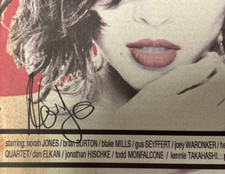 ¡CANCIONERO AUTOGRAFIADO DE NORAH JONES "PEQUEÑOS CORAZONES ROTOS"!