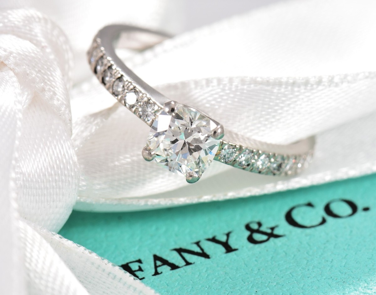 Tiffany Co Novo ct G VS1 Square Cushion Diamond Size