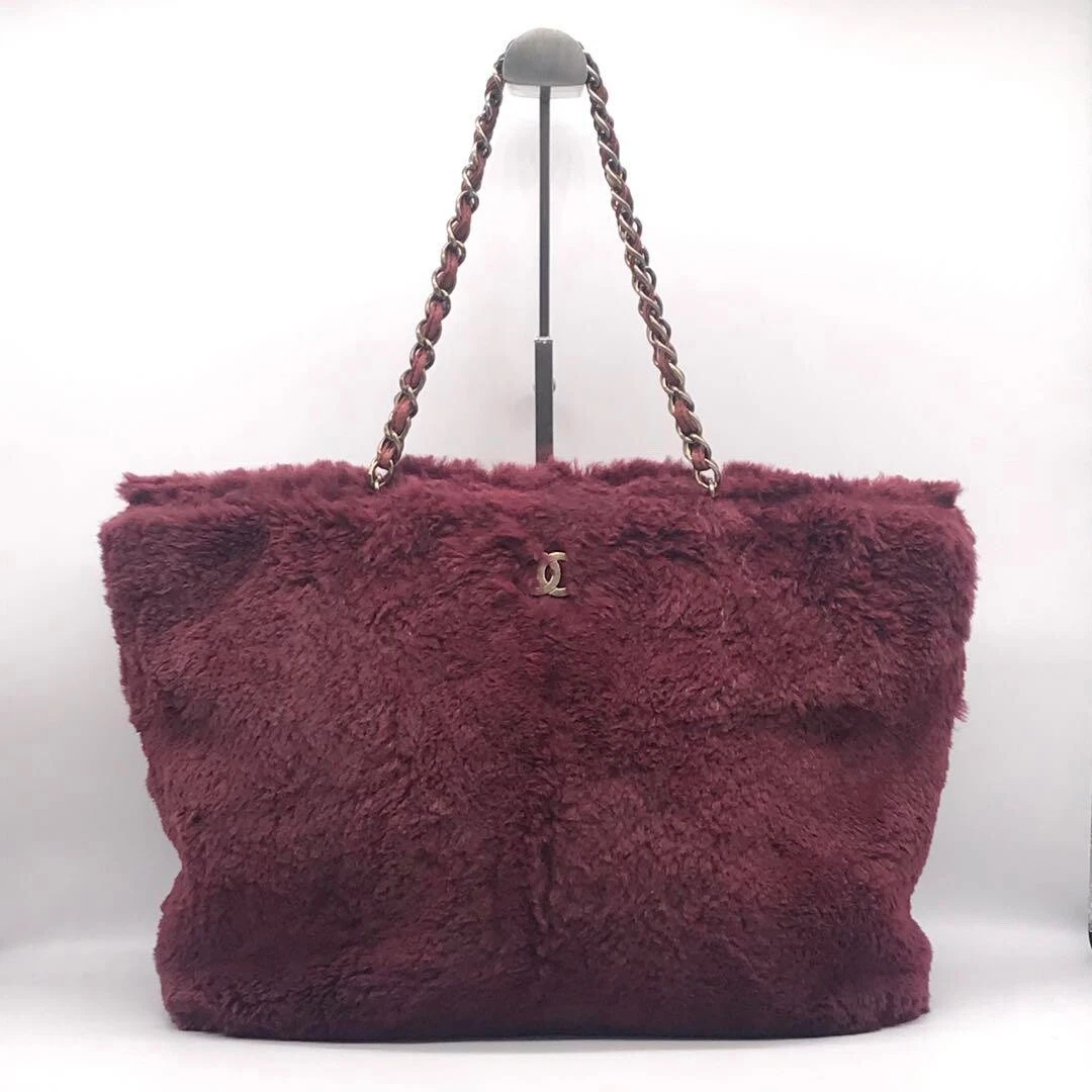 Chanel Hand Bag Bordeaux Fur