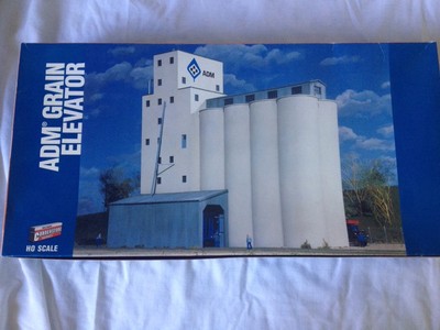 Walthers Cornerstone Series 933-3022 ADM Grain Elevator HO scale