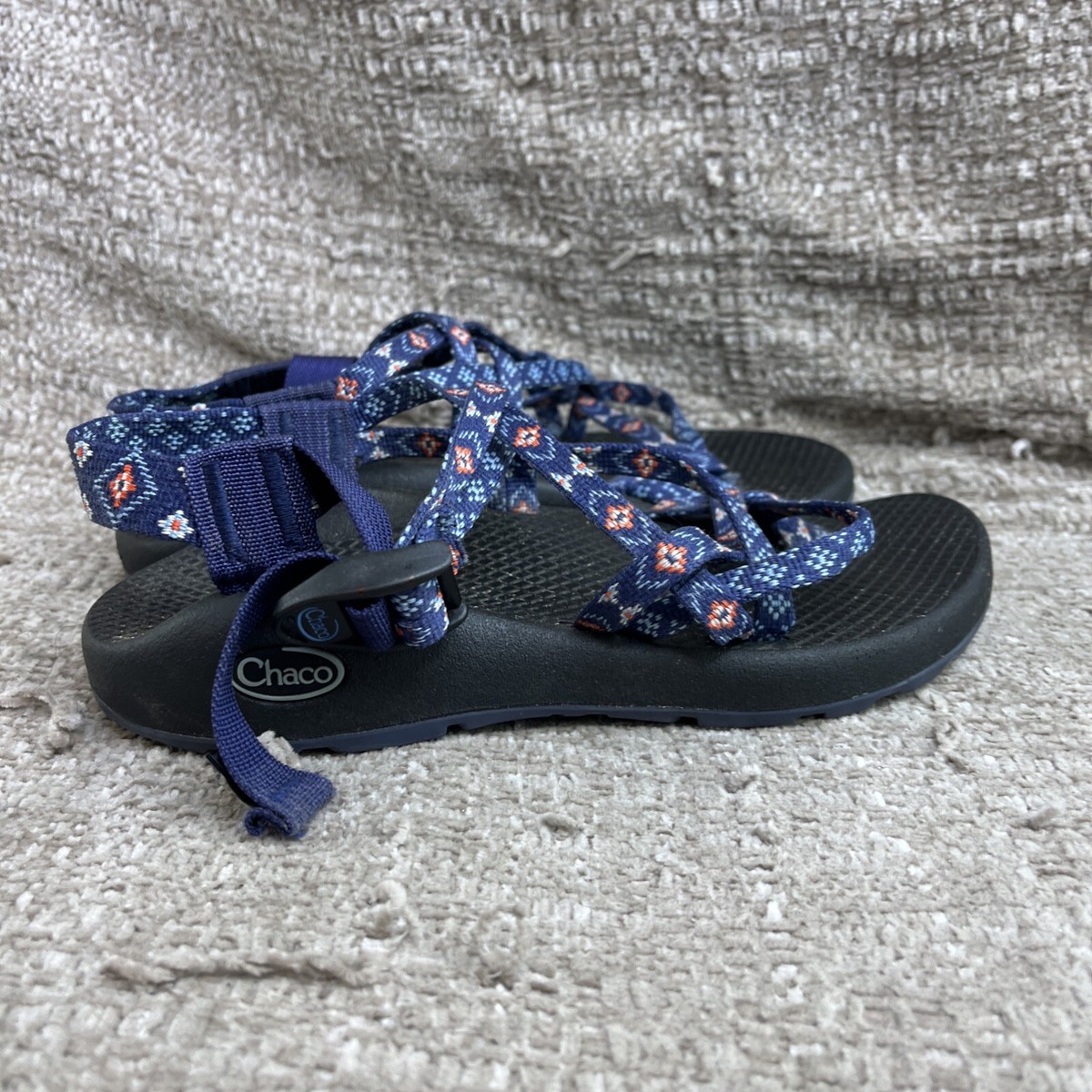 Chaco Sandal Womens Size 6 ZX2 Classic Wink Navy Blue Toe Loop
