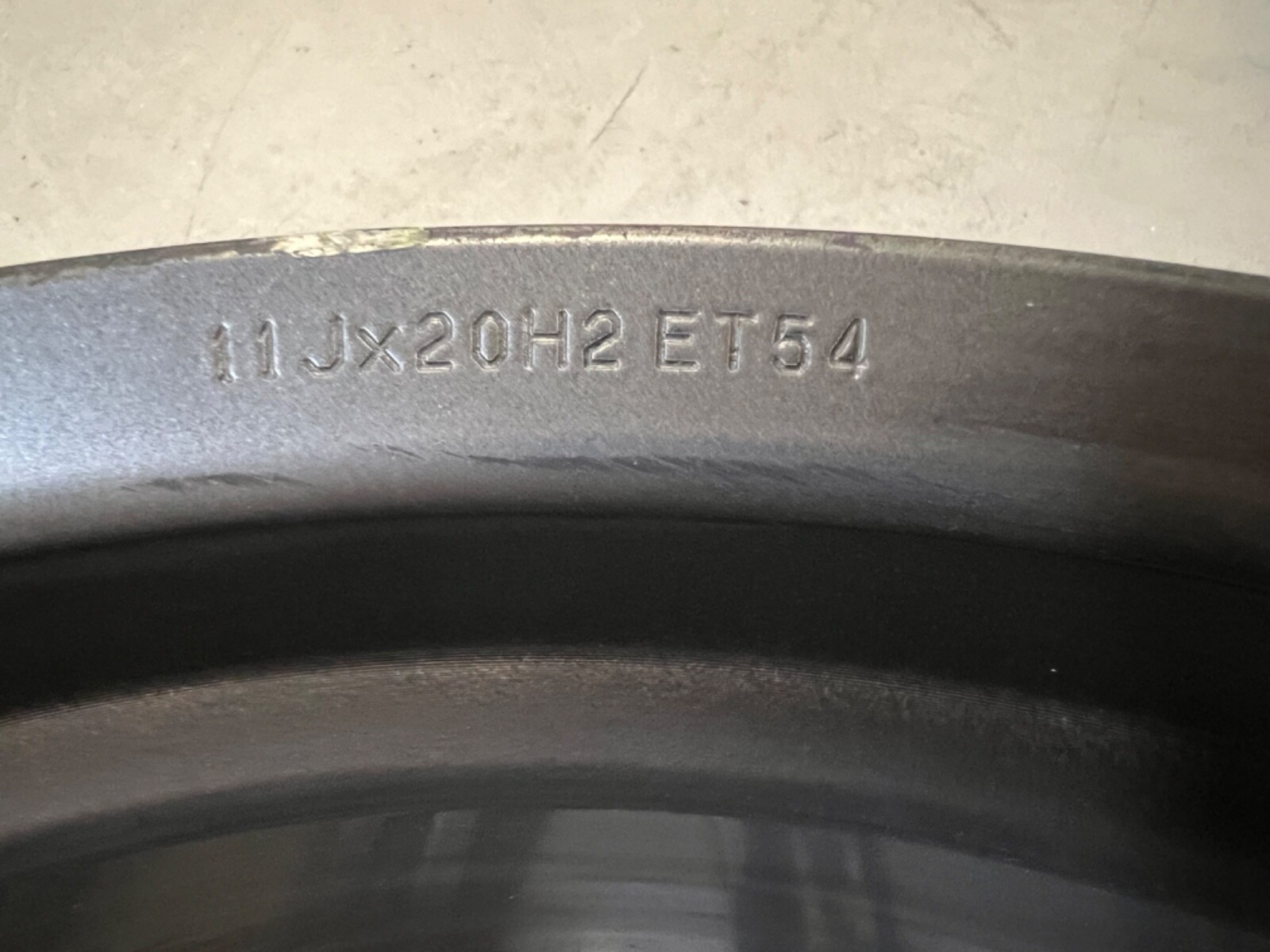 Factory Aston Martin DBS Wheel Genuine OEM 20 x 11 CG43-9965G-DB Rear DB9 Virage