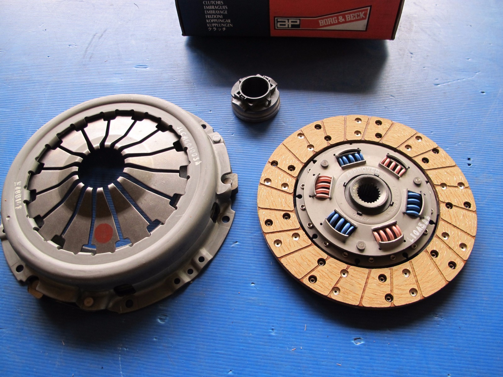 Kit d'embrayage Ap Borg et Beck Ford Transit 3 - Pièce de transmission mécanique 240mm