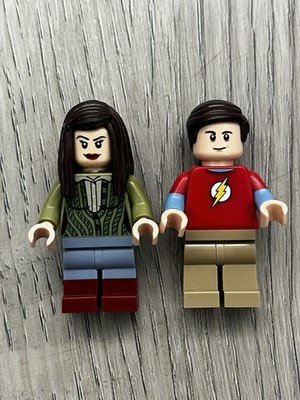 Lego Sheldon Cooper and Amy Farrah Fowler Minifigures Big Bang Theory