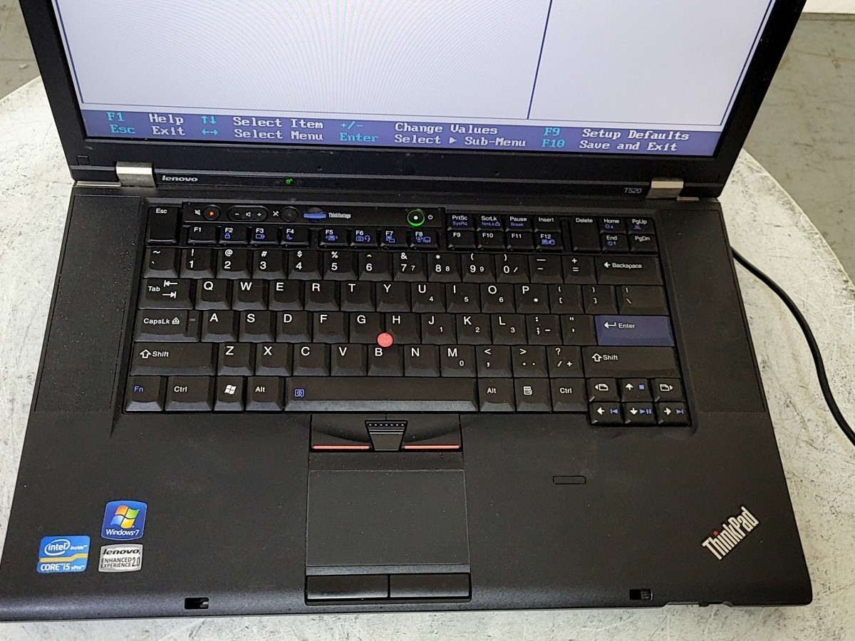 LENOVO ThinkPad T520, 15.6-Inch Laptop, with Intel Core I5-2520M