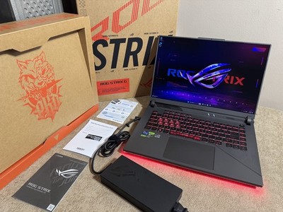 ASUS ROG Strix G16 16  QHD i9-14900HX 1TB 32GB DDR5 RTX 4070 S/N SCNRKD003958538