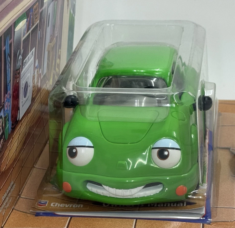 The Chevron Cars Green Kelly Kompact Car Vehicle 1998 New Sealed - Image 2 of 4