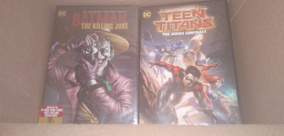 Cartoon Superman DC Comics DCEU VHS Wonder BLU Batman TV Movie Joker DCU DVD Lot Foto 3 de 4
