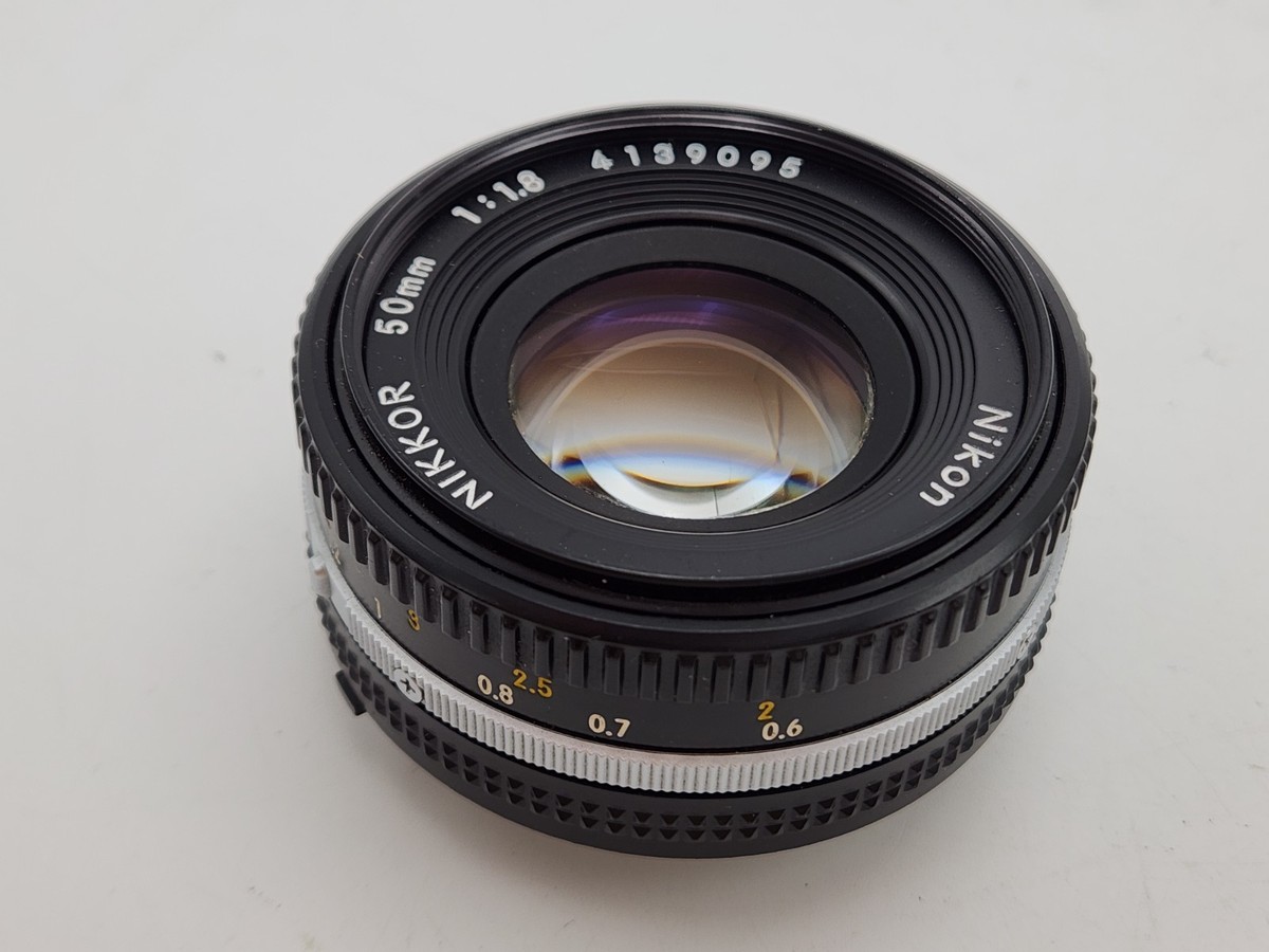 Nikon NIKKOR 50mm F1.8 Ai-s パンケーキ 外観程度良品 （実用中古