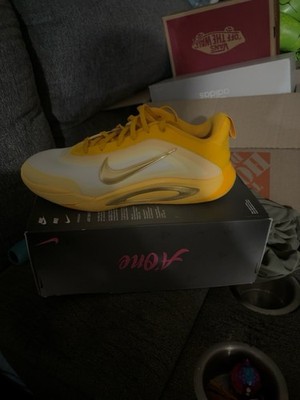 Nike Zoom Rival Men s Yellow/White Low Top Lace-Up Athletic Sneakers New