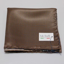 Italo Ferretti NWT 100 Silk Pocket Square Gold / Blue / White Geometric Print