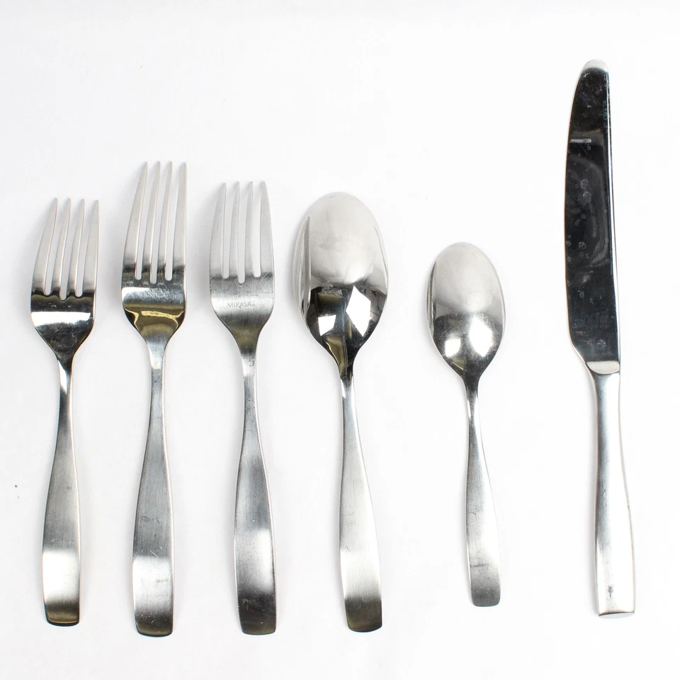 Mikasa Satin Loft 18/10 Stainless Steel 6 Piece Place Setting - Image 2 of 4