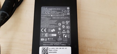 Dell Original Netzadapter FA18-0PM111 für den Dell Precision M4600 Laptop