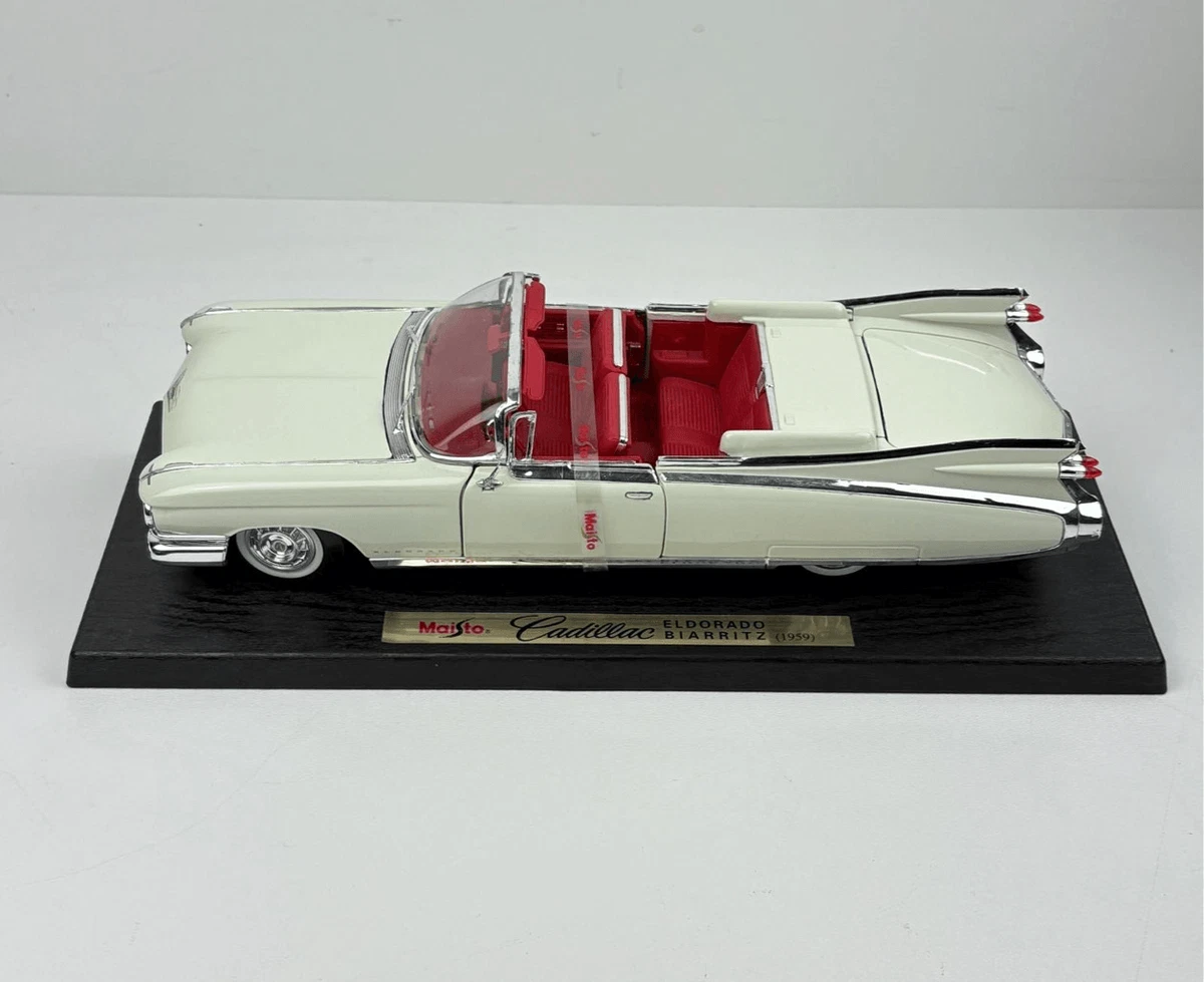 Cadillac Eldorado Biarritz 1959 Maisto 1/18 - Jeux et jouets Maisto