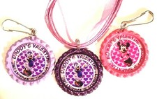Handmade Daisy Duck  Minnie Valentine's Day Girl's Necklace  Zipper Pull Set