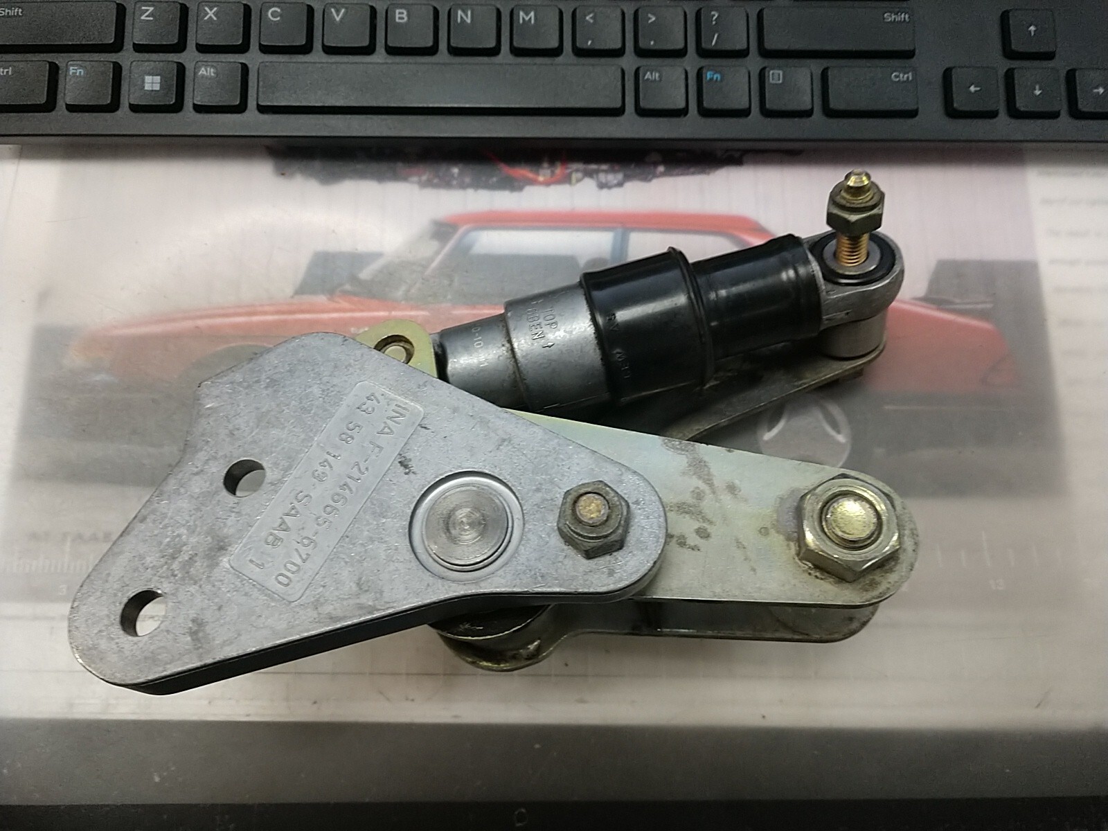 Used OE Saab 9000 Serpentine Belt Tensioner 4901443 Fits 1994 to 1998