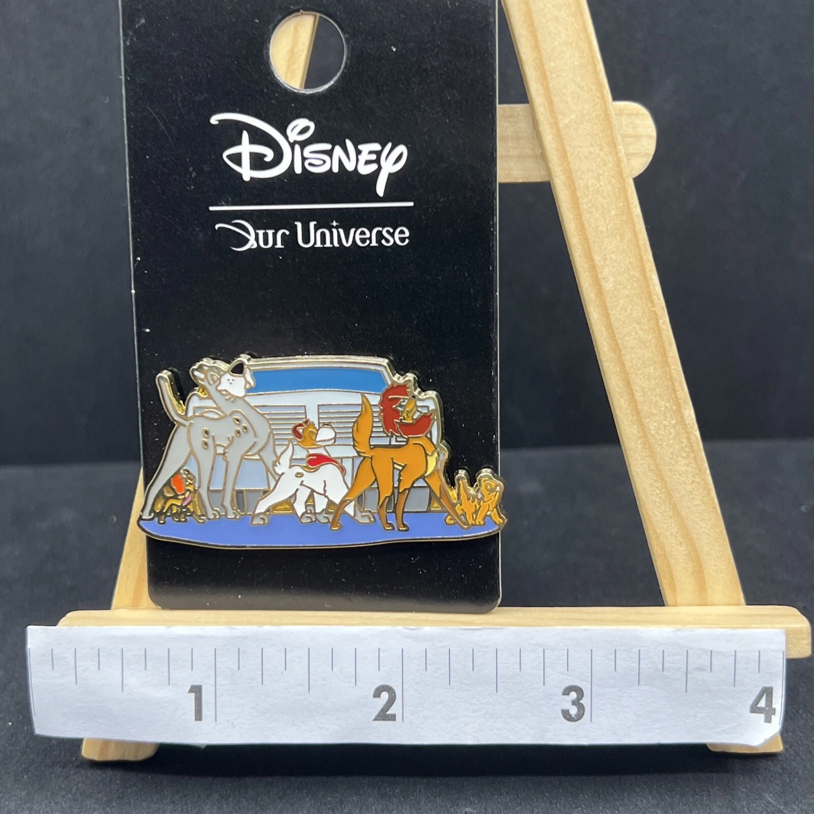 D23 Exclusive BoxLunch Oliver and Company Our Universe Pin Disney Pin