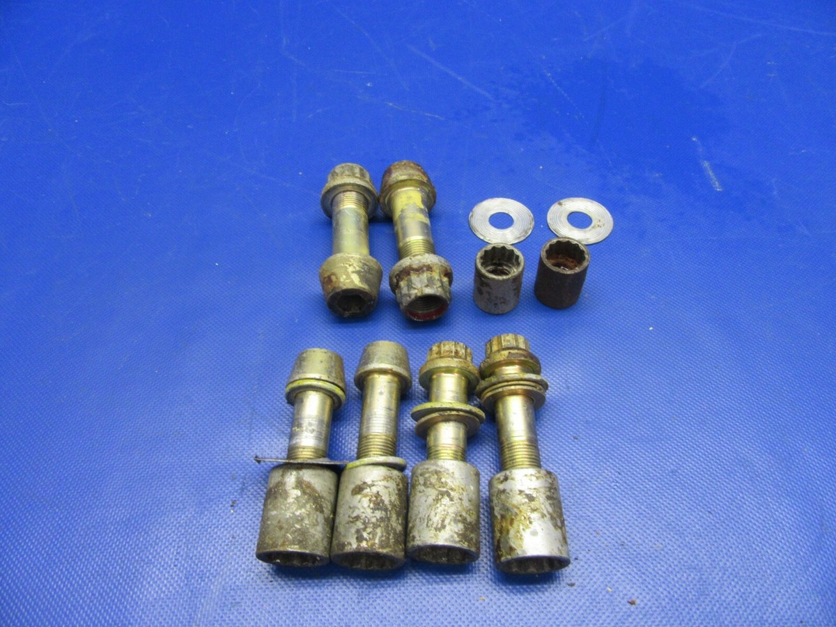 Beech 95-B55 Baron Wing Bolt LOT OF 6 P/N NAS152-37 / MS20014-26