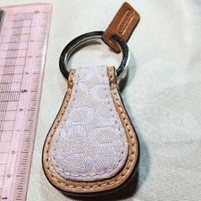 COACH Key Ring Key Holder Signature Pink