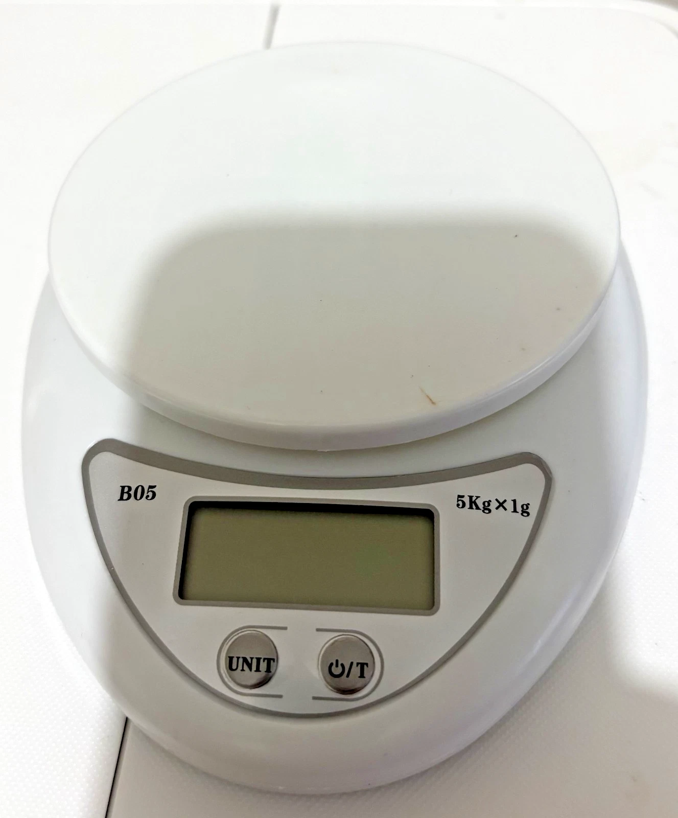 5kg/1g Digital LCD Electronic Kitchen Scales Diet Food Compact