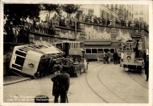 Ak Zürich Stadt Schweiz, Straßenbahnunglück 1930 an der... - 11344025 - 第 1/2 張圖片